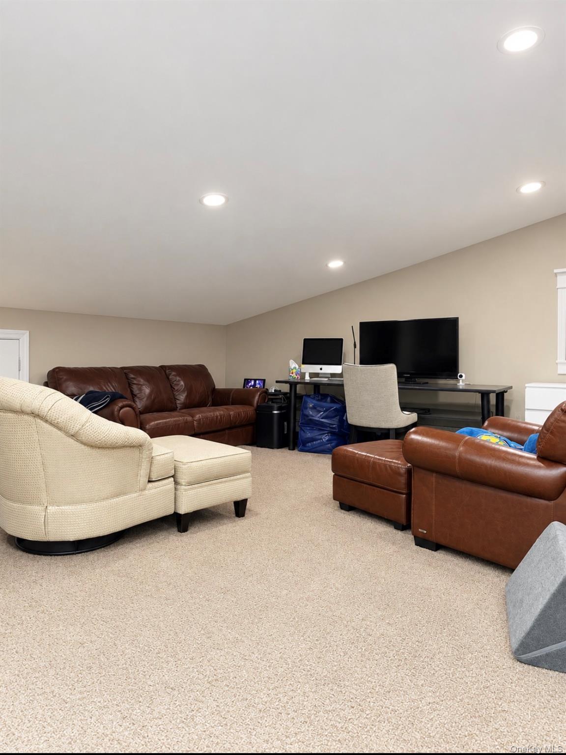 2056 Ellen Drive – For Sale photo 36