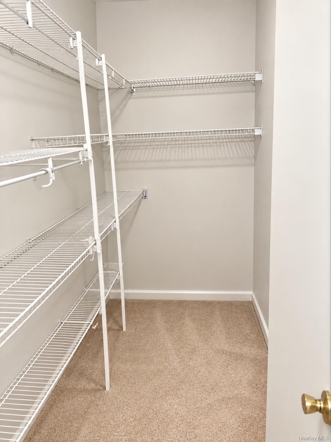 567 Heritage Hills, Unit B photo 4