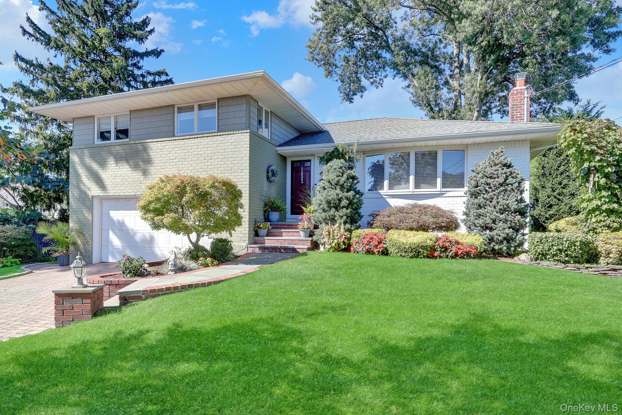 506 Nassau Place – For Sale photo 2