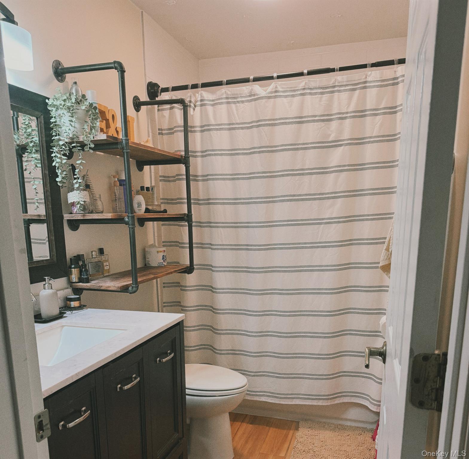 39 Blooms Corners Road – For Rent photo 11