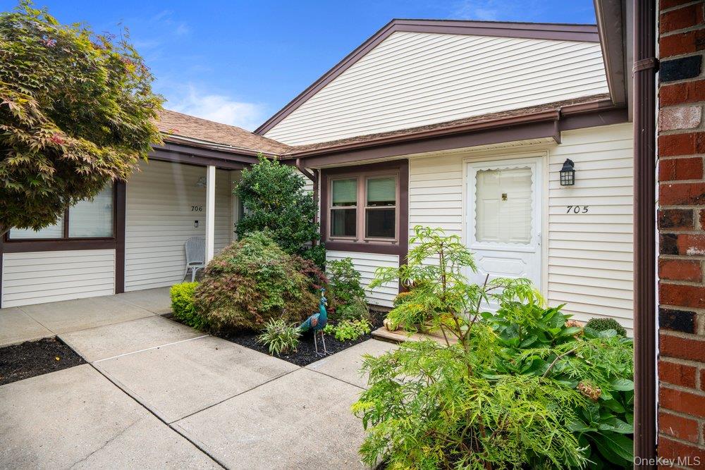 705 Alden Court – For Sale photo 4