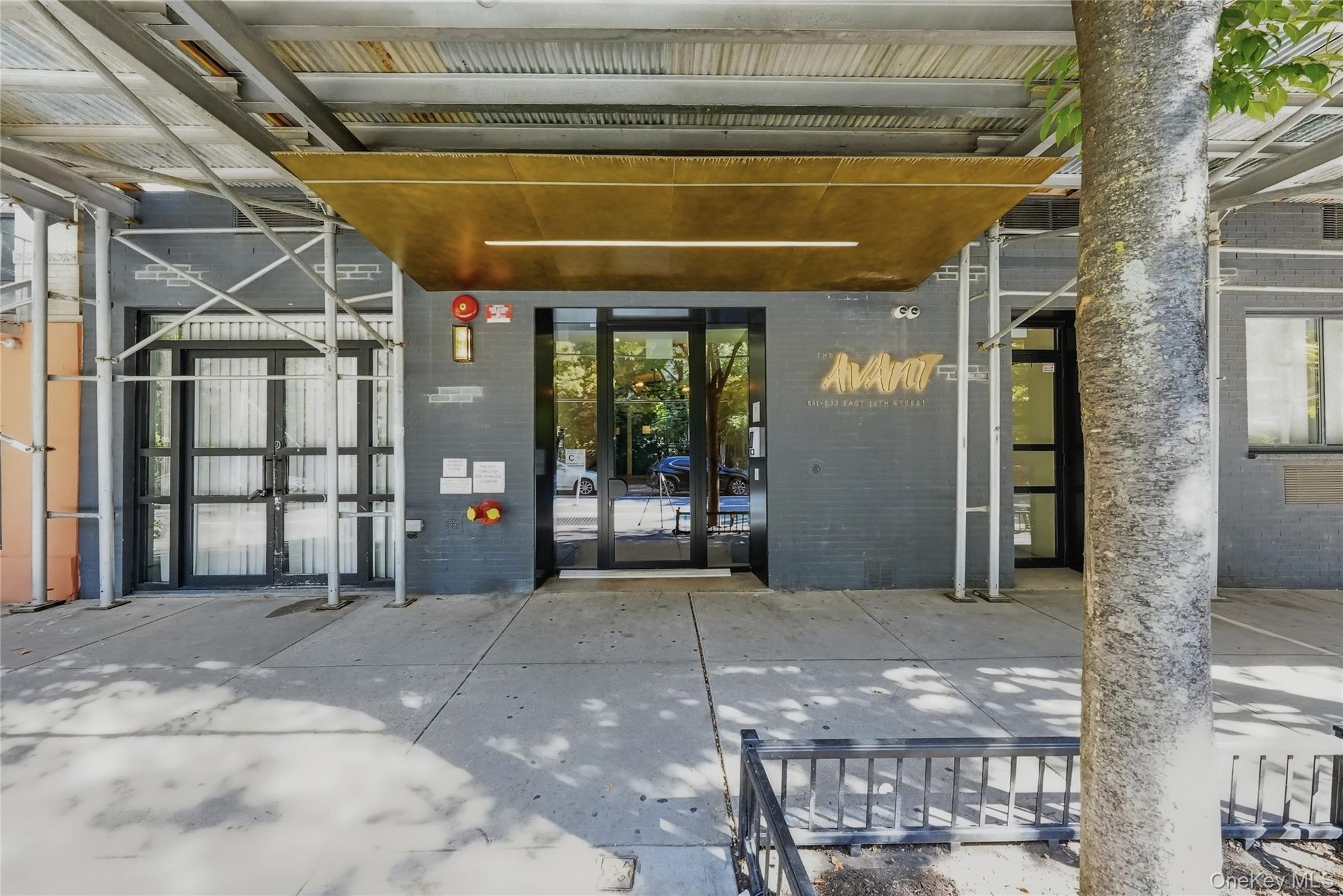 533 E 12th Street, Unit 5B photo 28