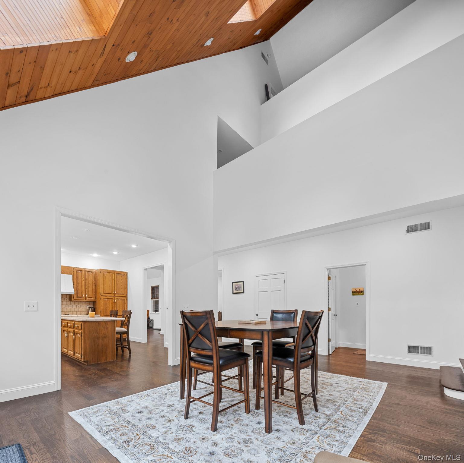 17 Curtis – For Sale photo 34