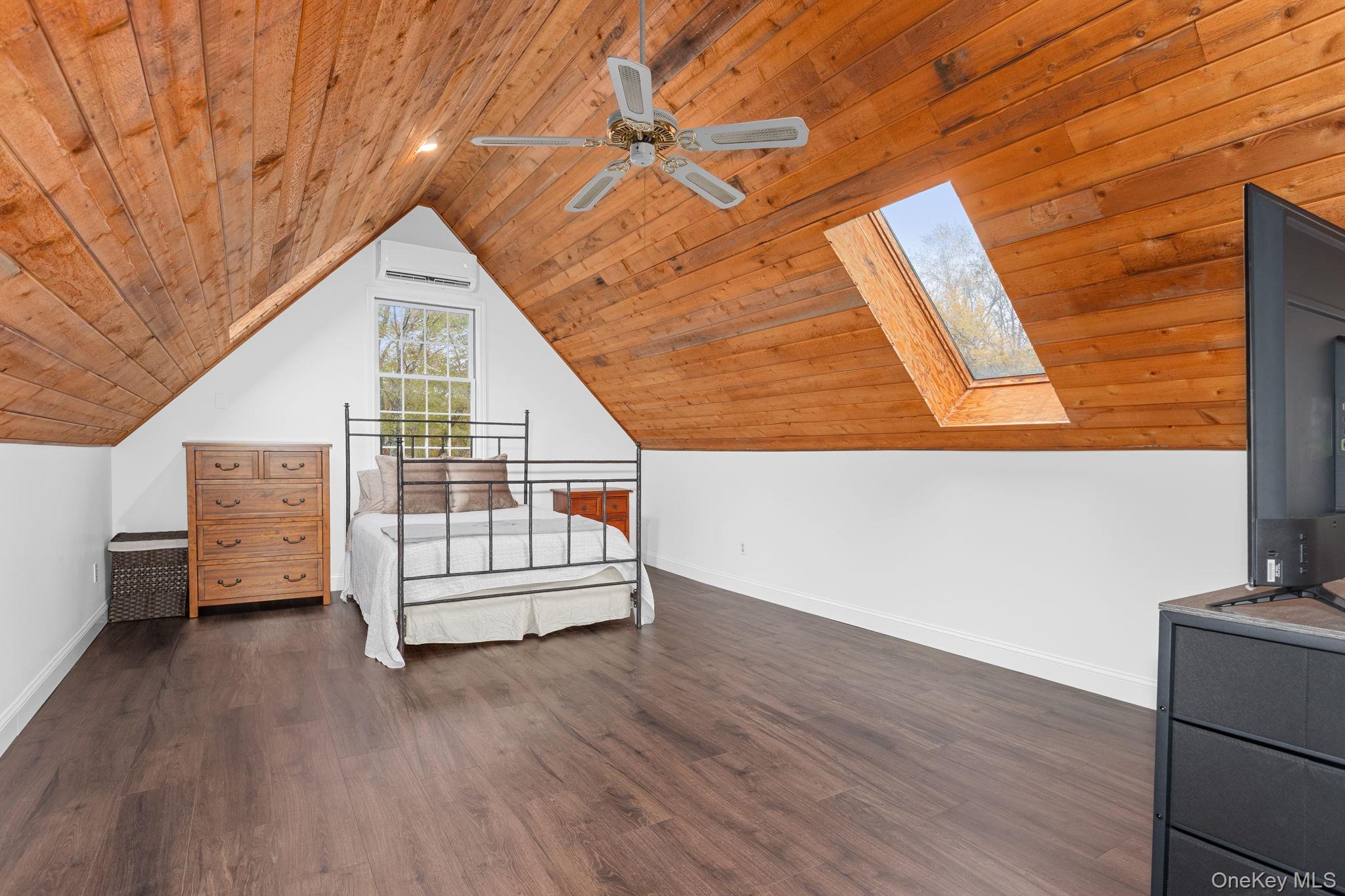 17 Curtis – For Sale photo 29