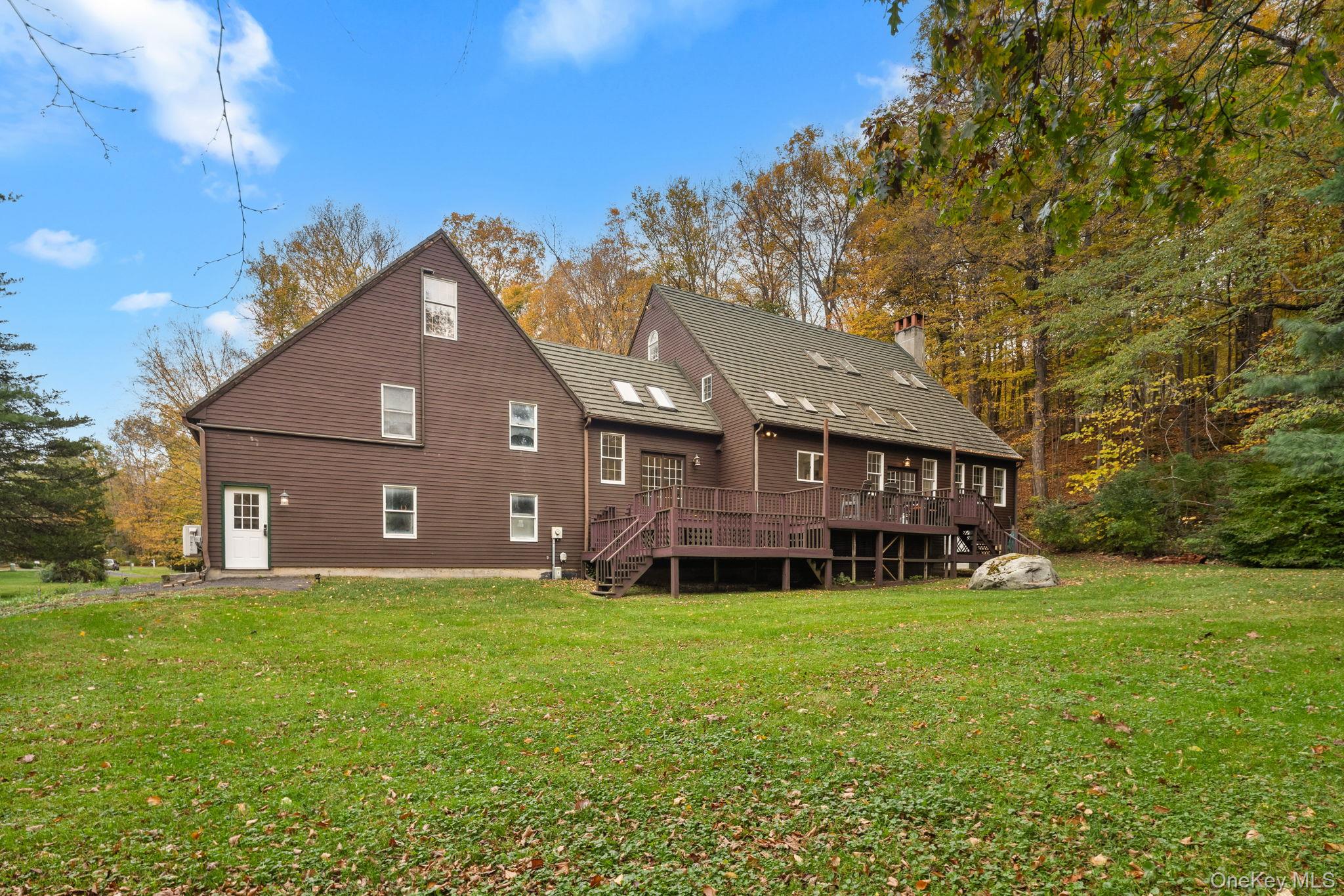 17 Curtis – For Sale photo 37