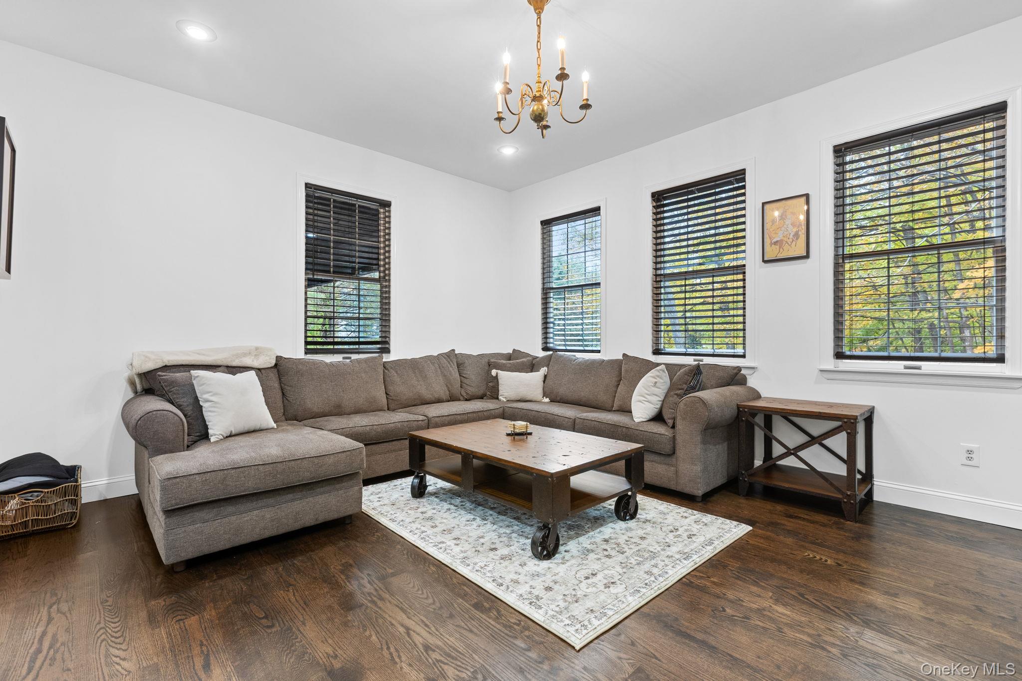 17 Curtis – For Sale photo 11
