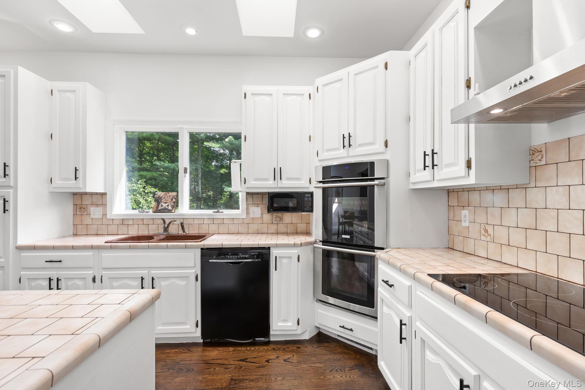 17 Curtis – For Sale photo 9