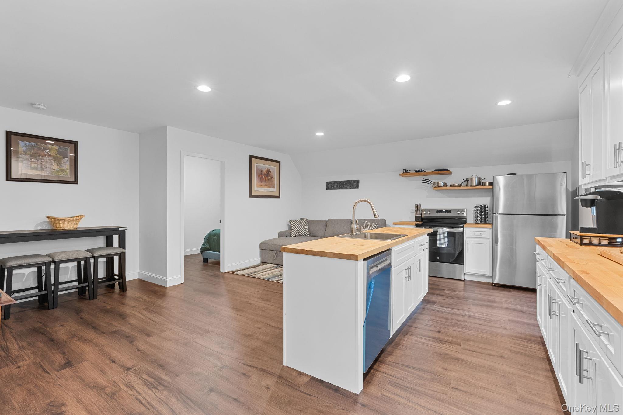 17 Curtis – For Sale photo 24