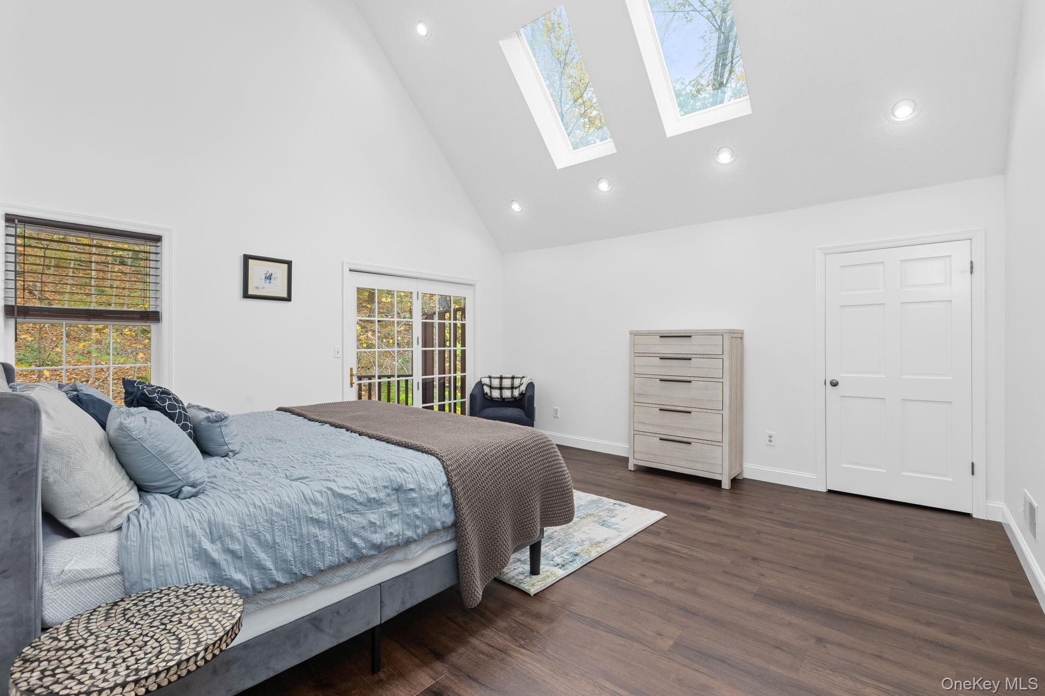 17 Curtis – For Sale photo 13