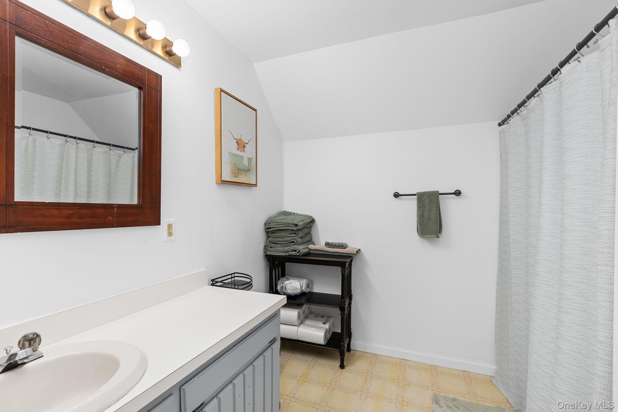 17 Curtis – For Sale photo 23