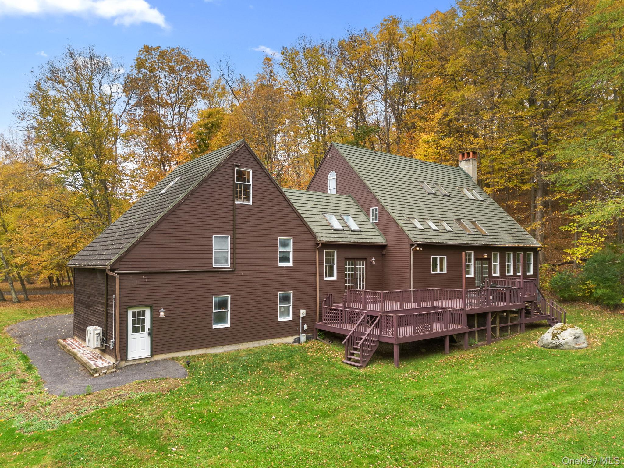 17 Curtis – For Sale photo 45