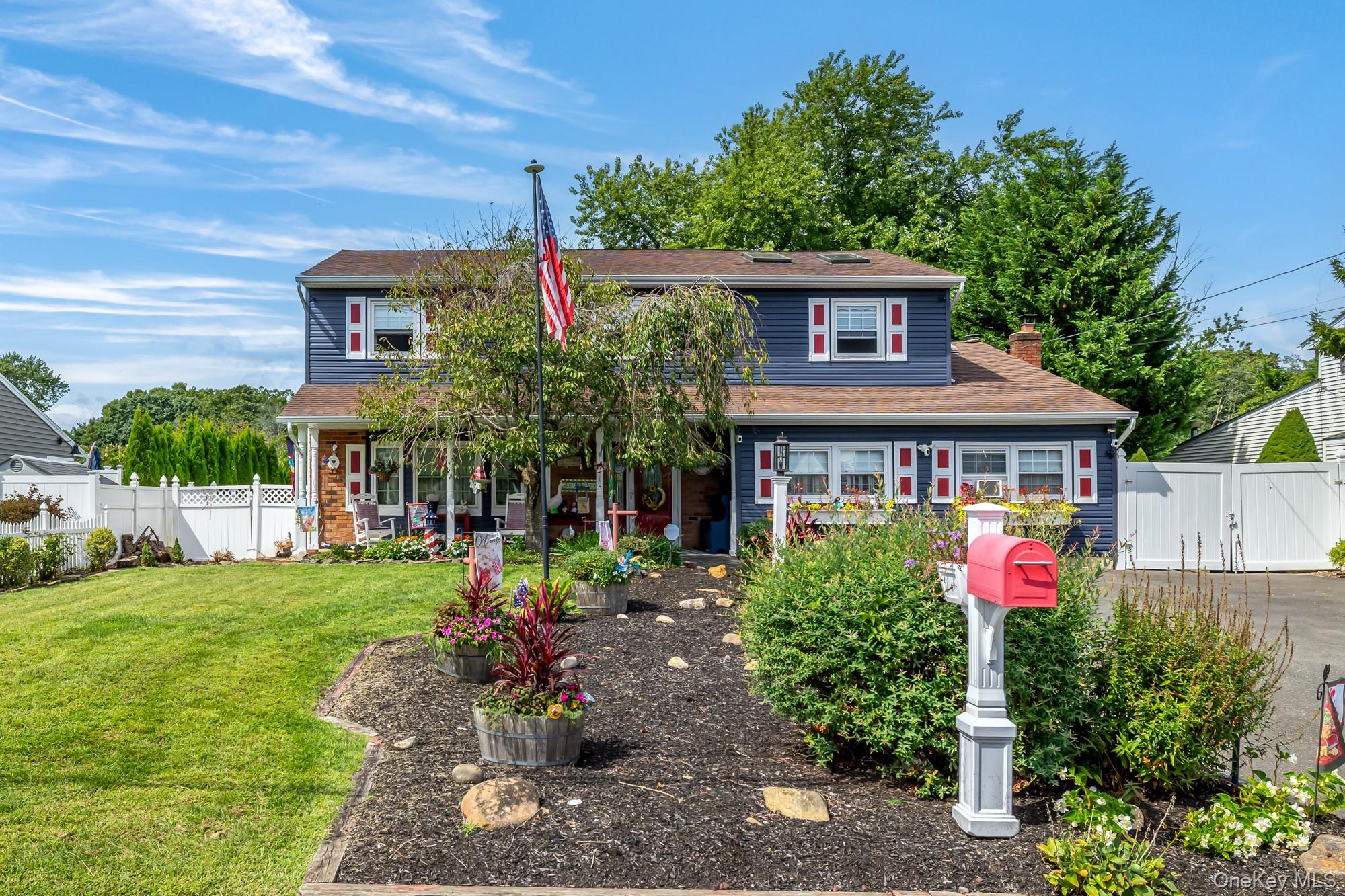 42 Ludlow Way – For Sale photo 2