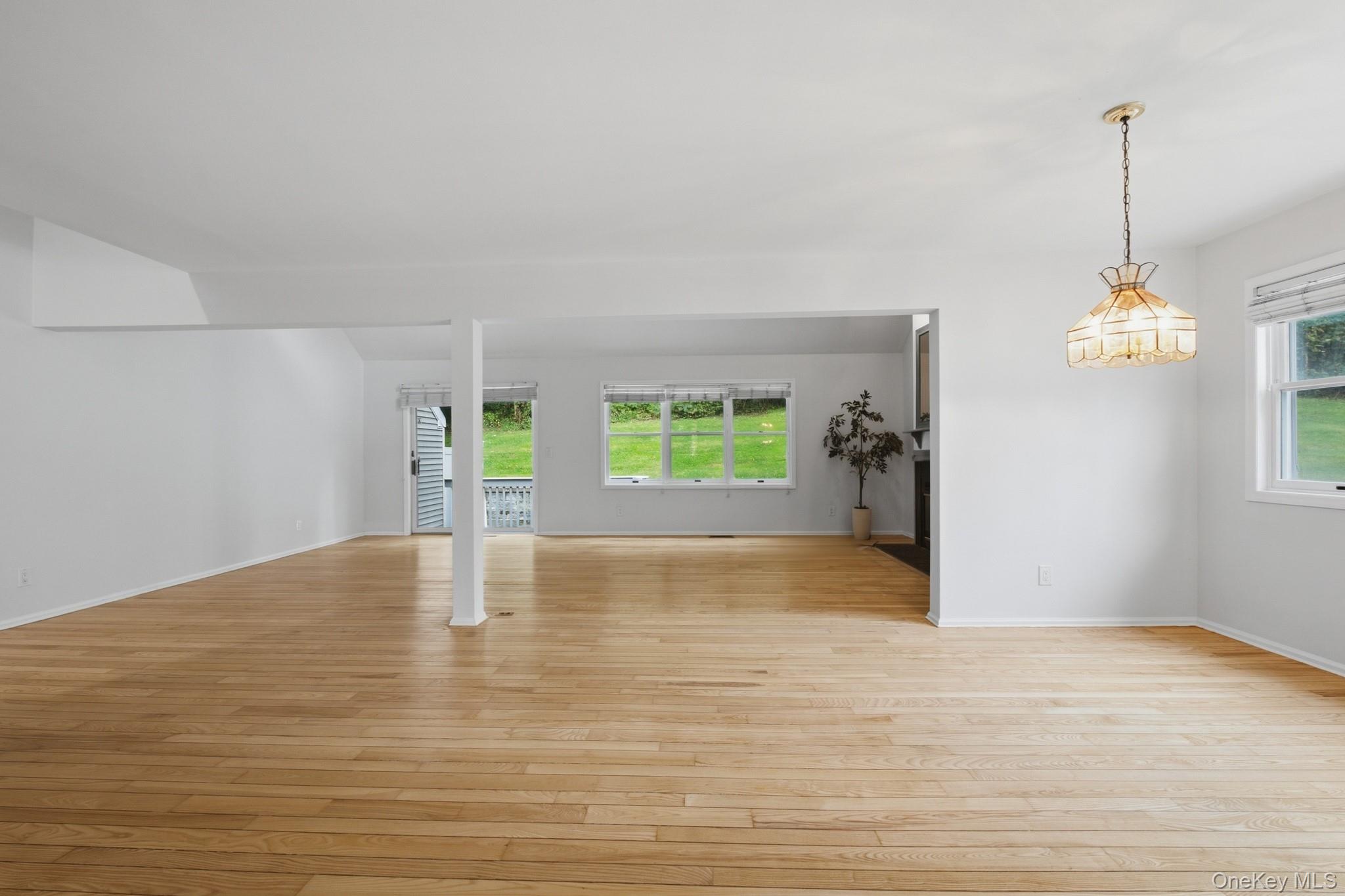 1452 Iroquois Street – For Sale photo 6