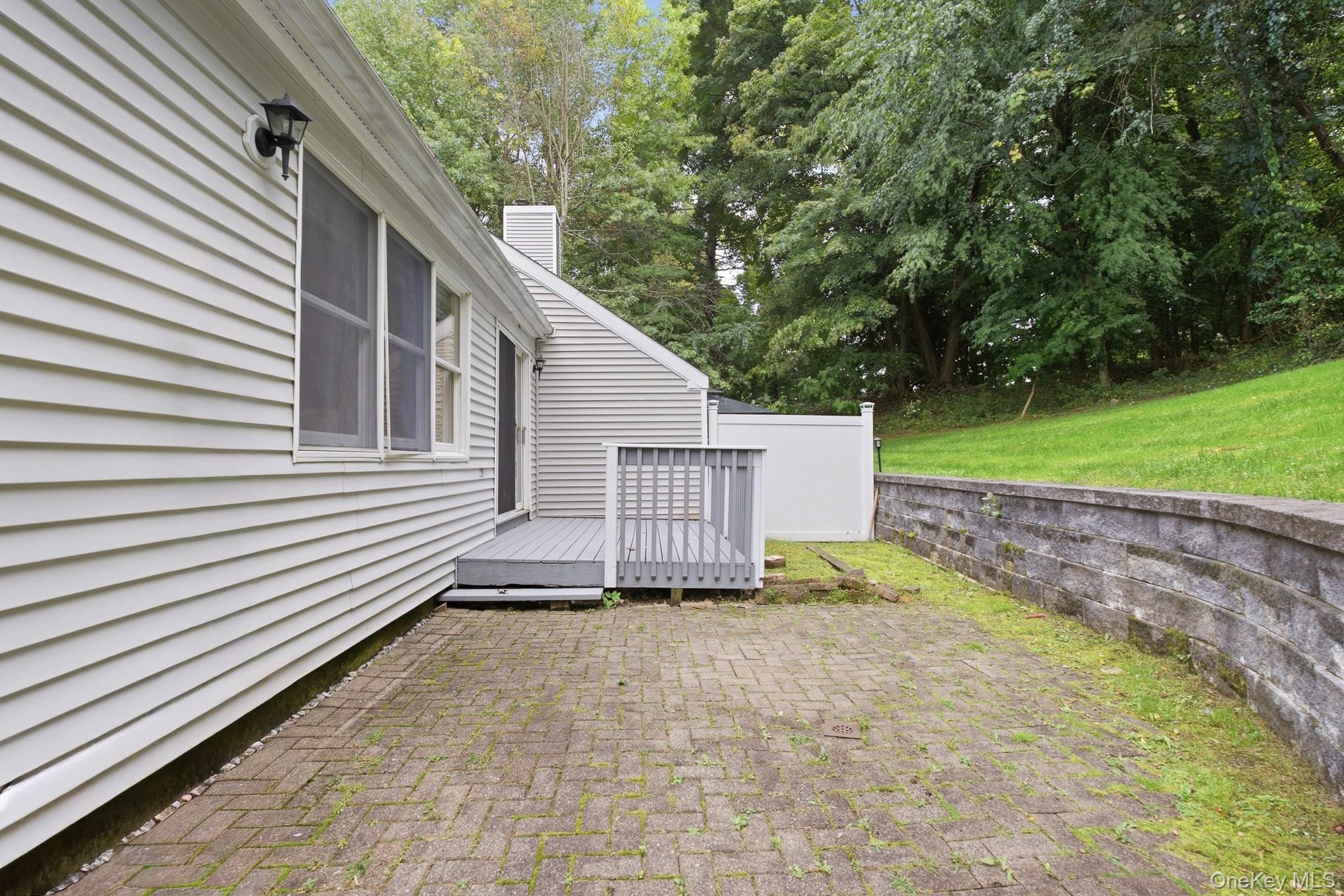 1452 Iroquois Street – For Sale photo 23