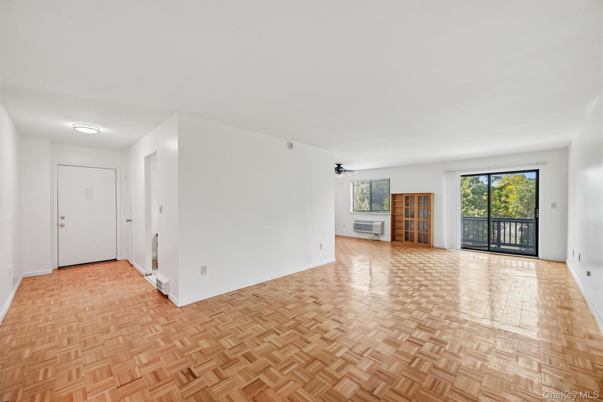 25 Village Park Drive, Unit 2D photo 8