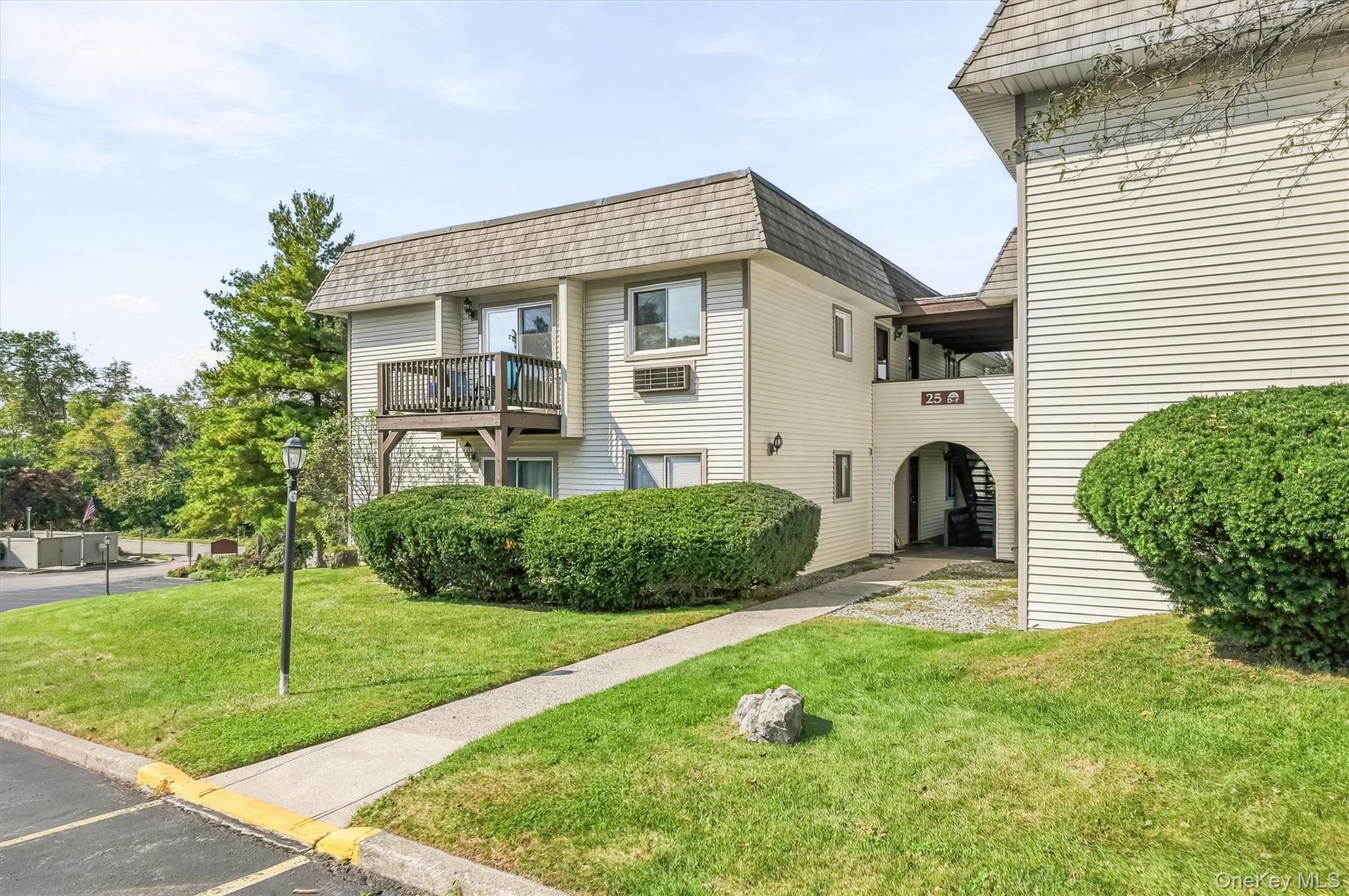 25 Village Park Drive, Unit 2D photo 3