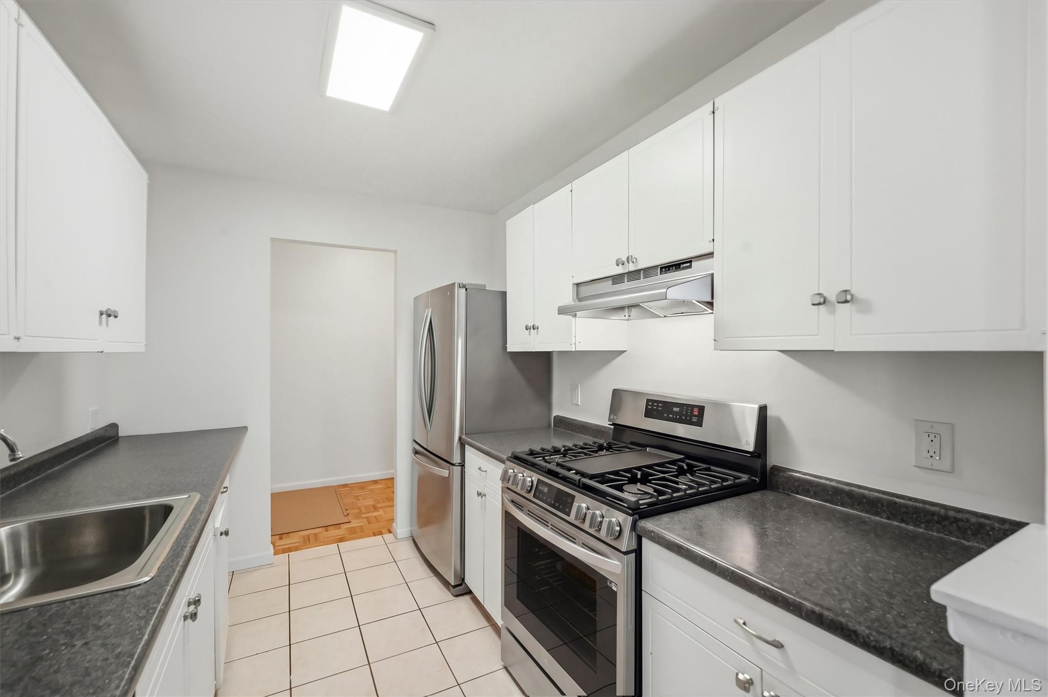 25 Village Park Drive, Unit 2D photo 17