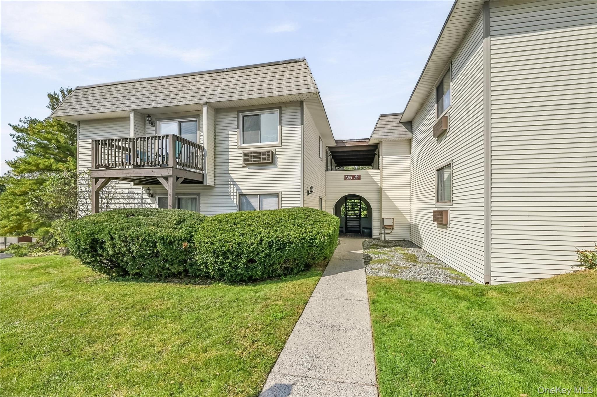 25 Village Park Drive, Unit 2D photo 4