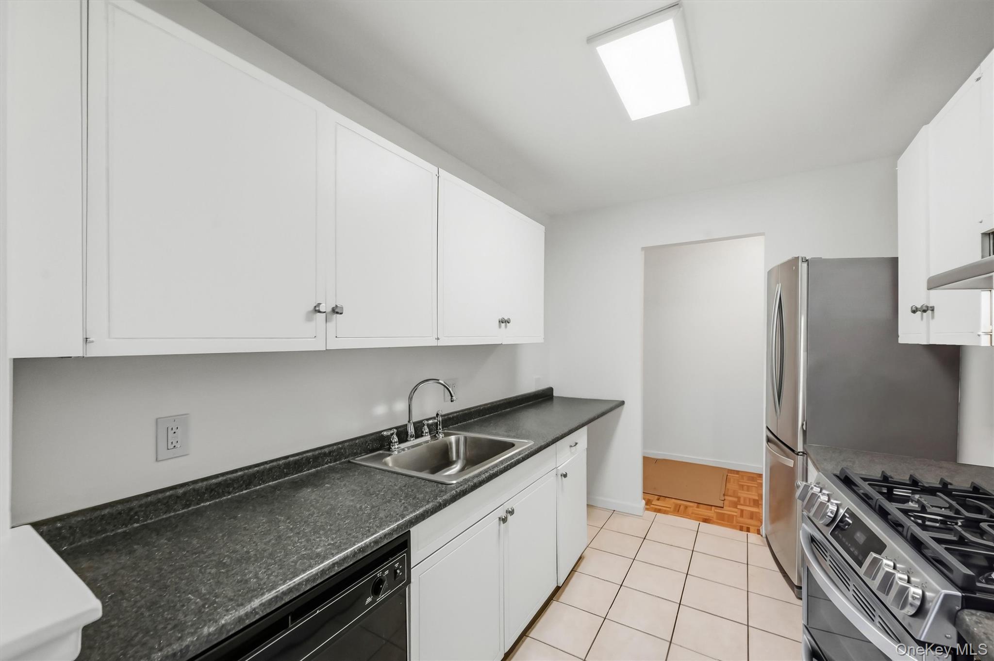 25 Village Park Drive, Unit 2D photo 18