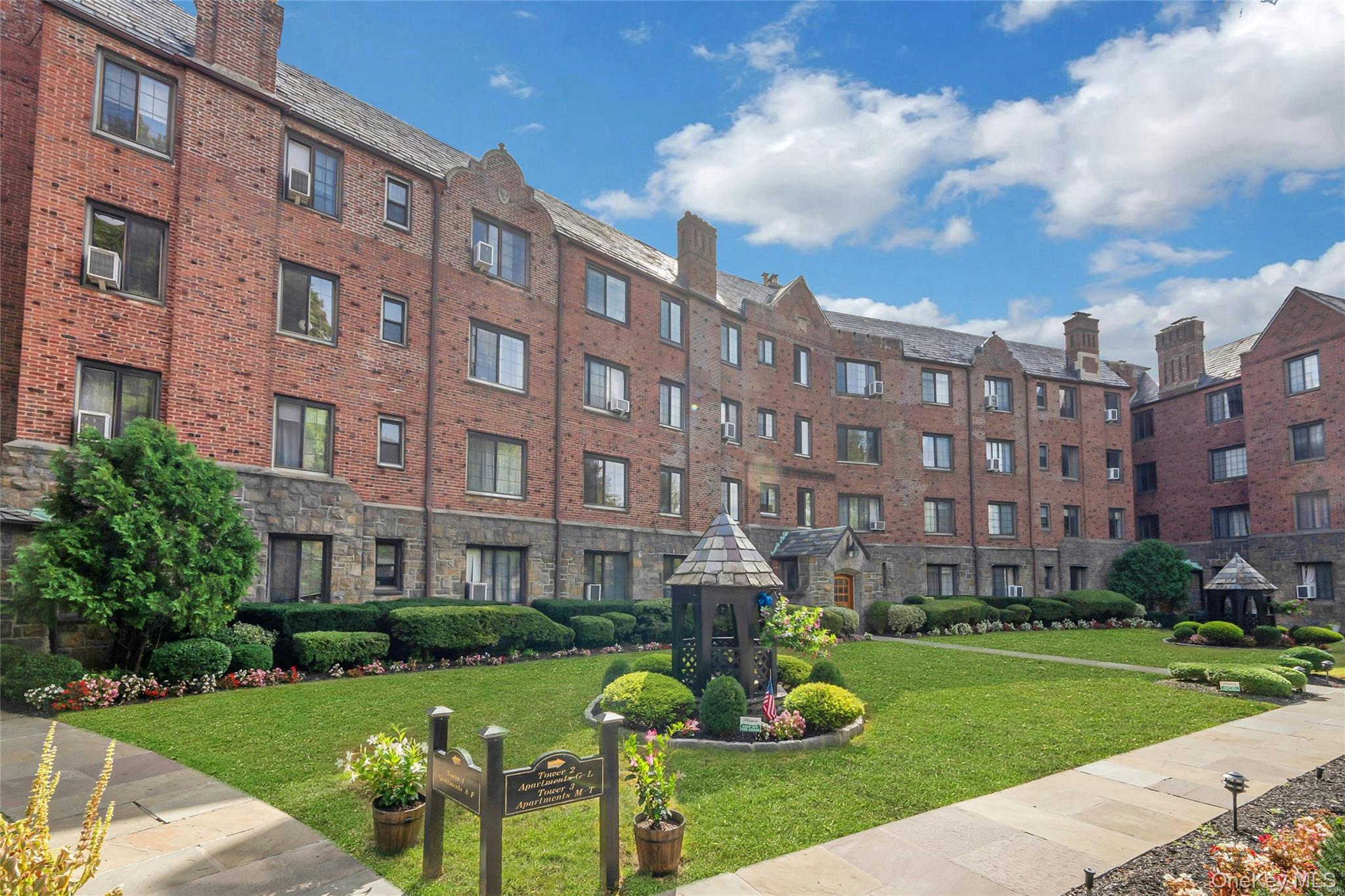 914 Wynnewood Road, Unit 1A