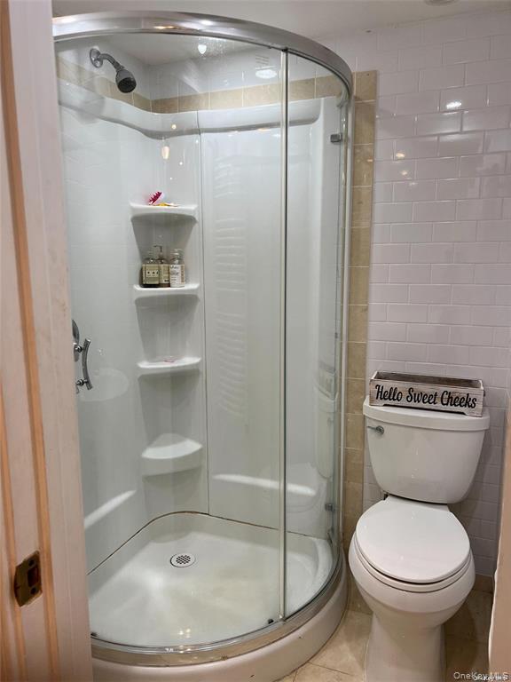 548 S Strong Avenue – For Rent photo 14