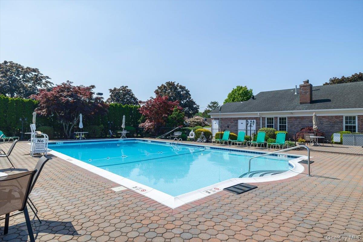 55 Standish Drive – For Sale photo 32