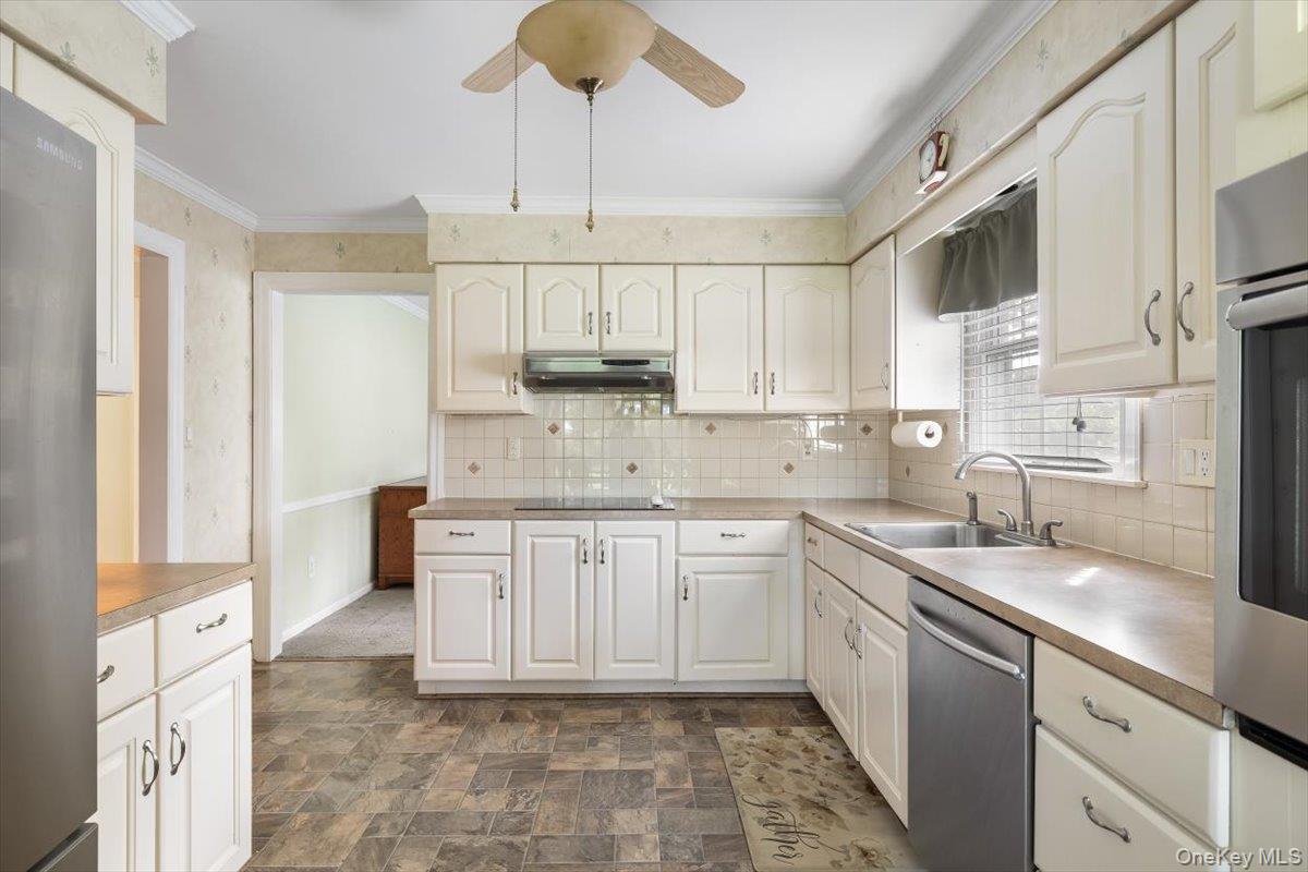55 Standish Drive – For Sale photo 13