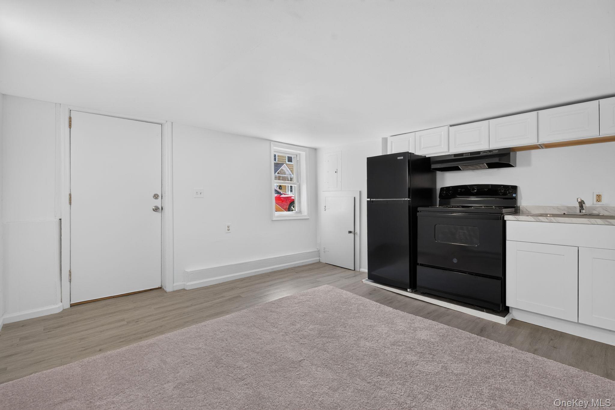 54 Gifford Avenue – For Sale photo 6