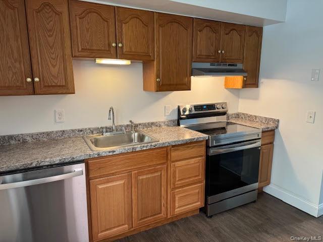 13 Eisenhower Road – For Rent photo 8