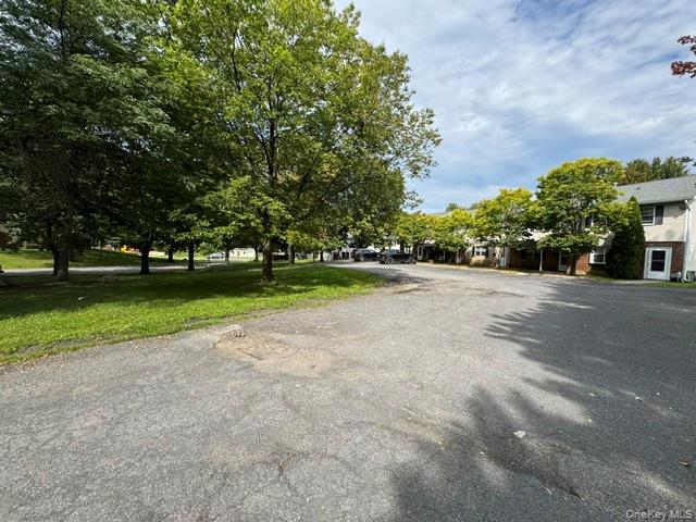 13 Eisenhower Road – For Rent photo 42