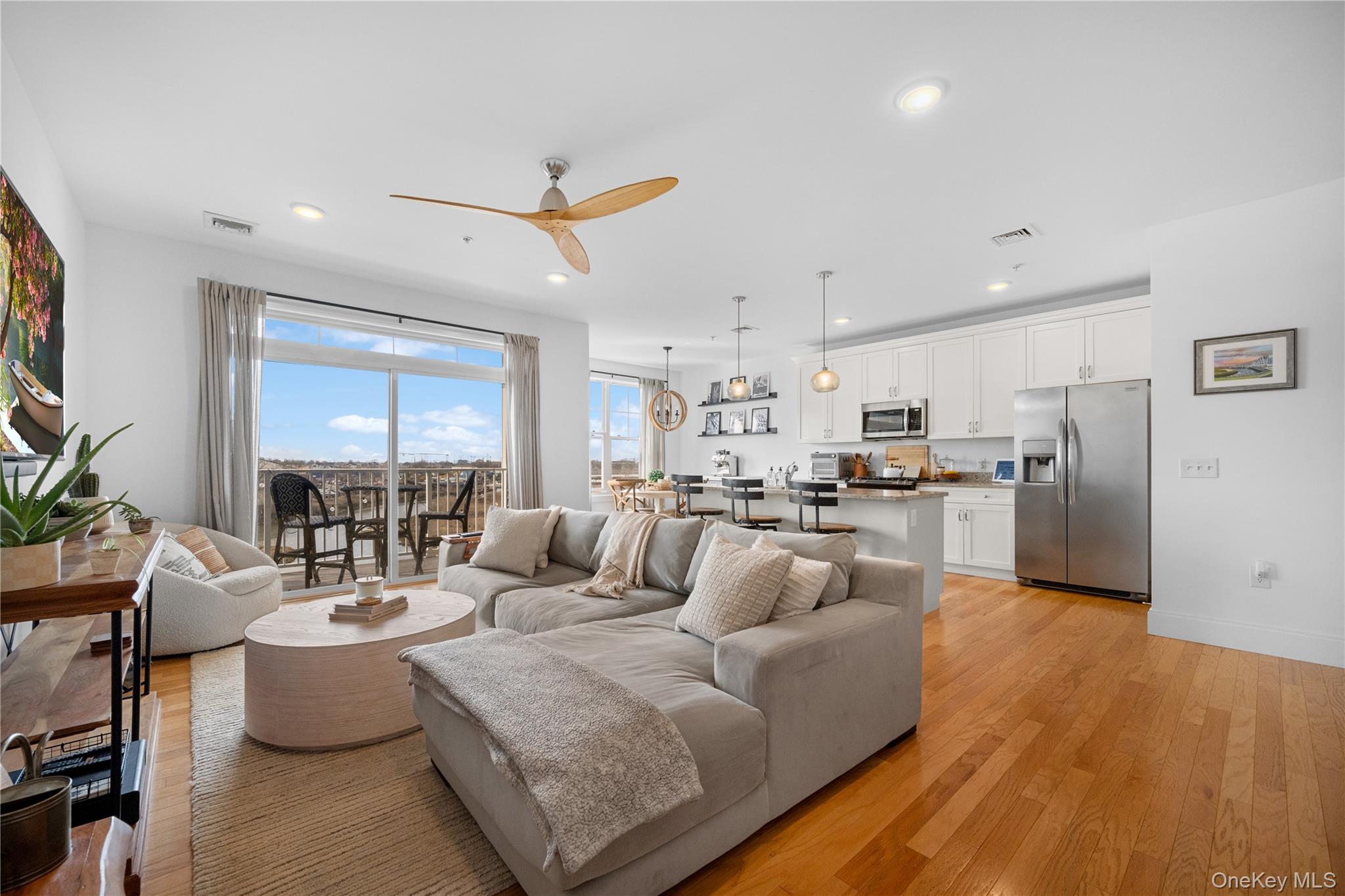 228 Marina Pointe Drive – For Sale photo 10