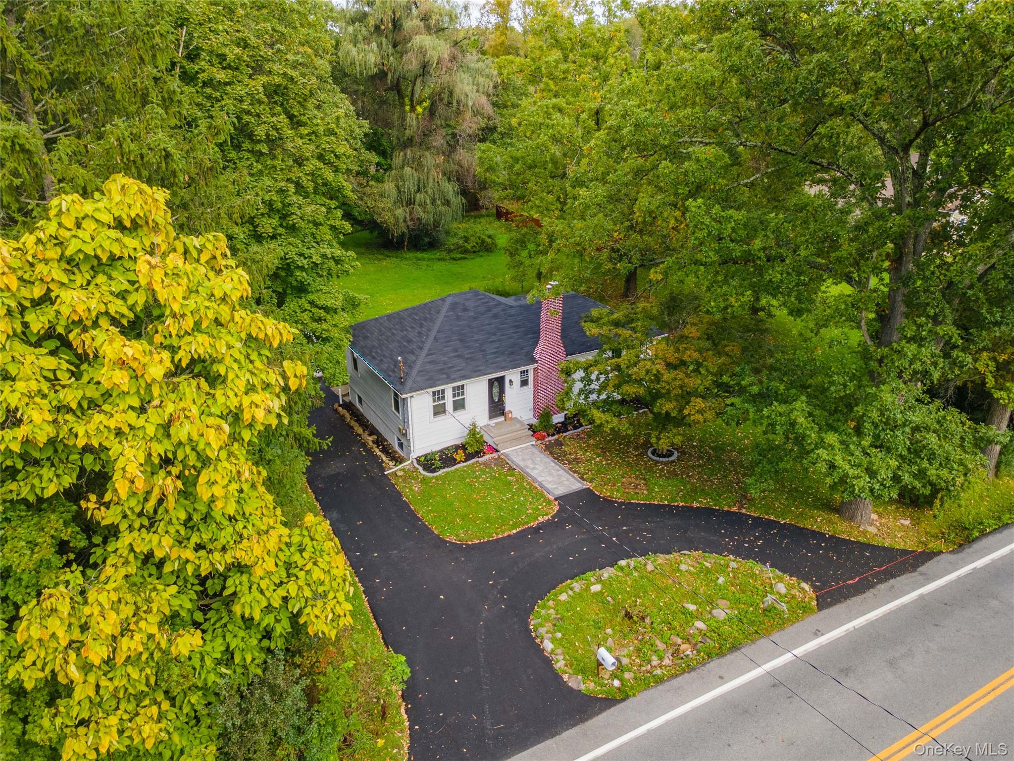 412 Angola Road – For Sale photo 3