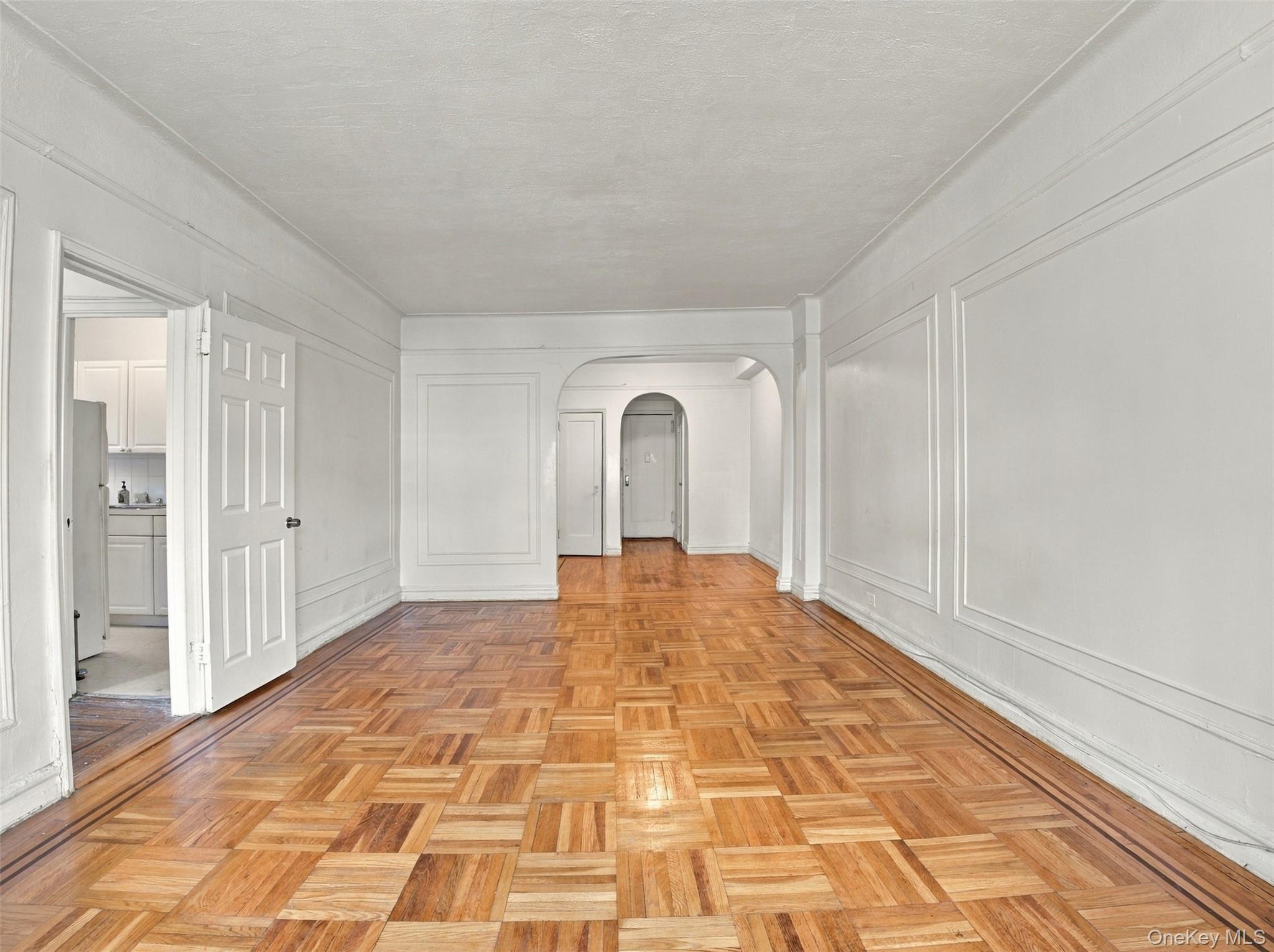 754 Brady Avenue, Unit 303 photo 5