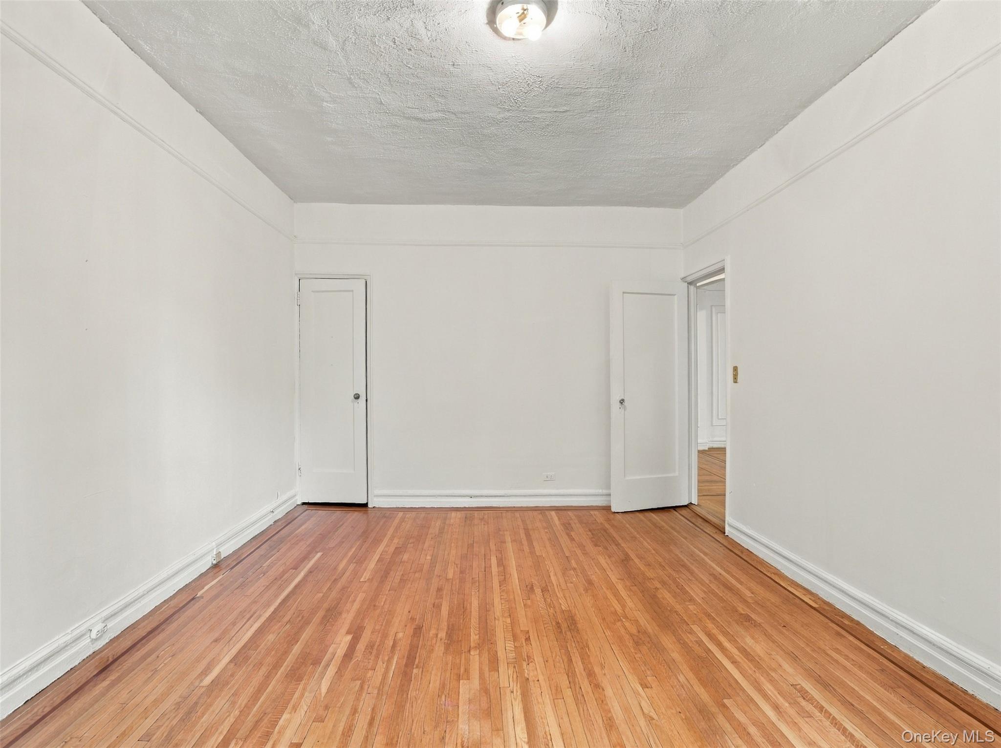 754 Brady Avenue, Unit 303 photo 8