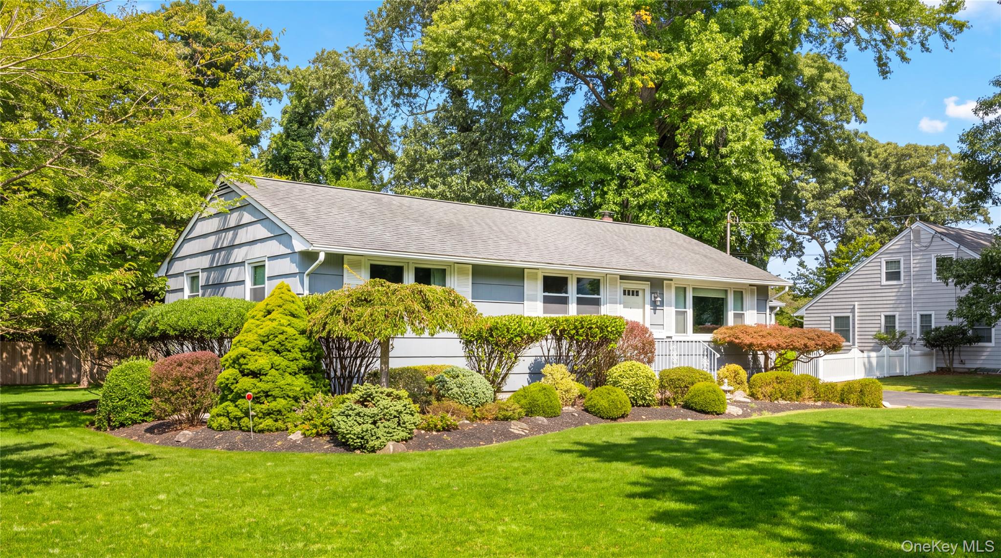 80 Evergreen Lane – For Sale photo 2