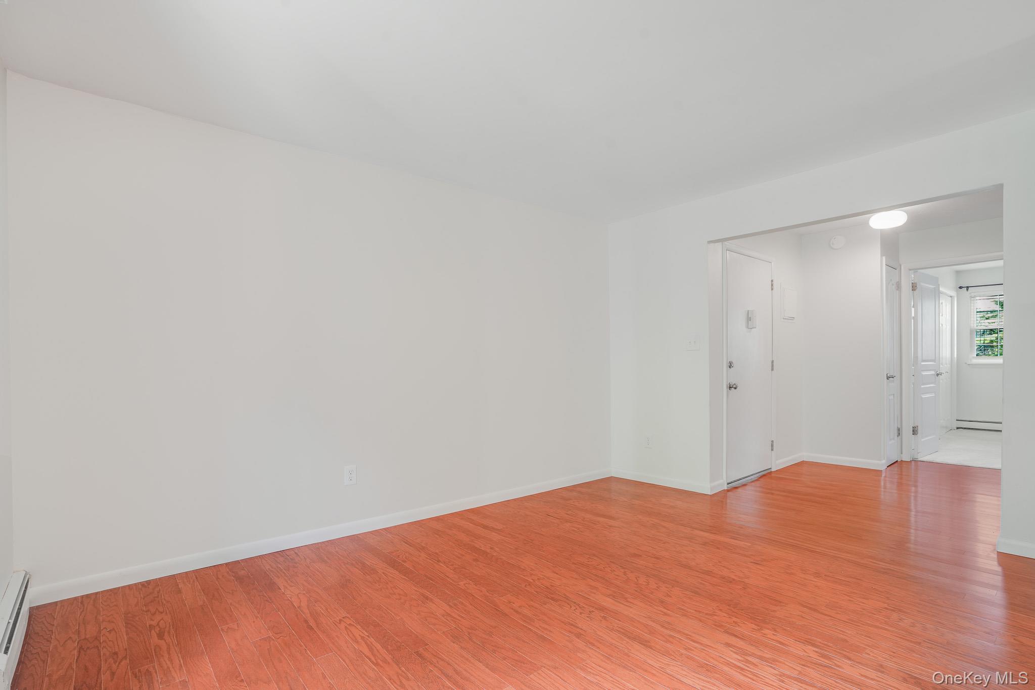 8 Ivy Court, Unit D photo 8