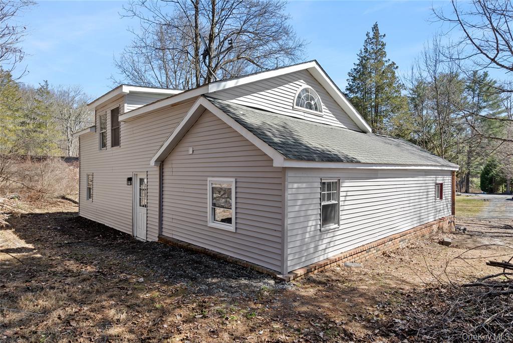 17 Helm Street – For Sale photo 2