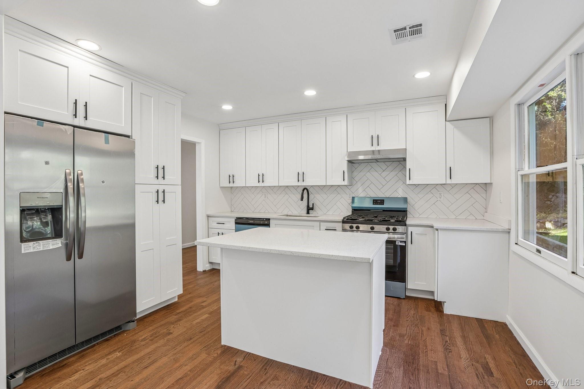 34 Cricketown Road – For Sale photo 14