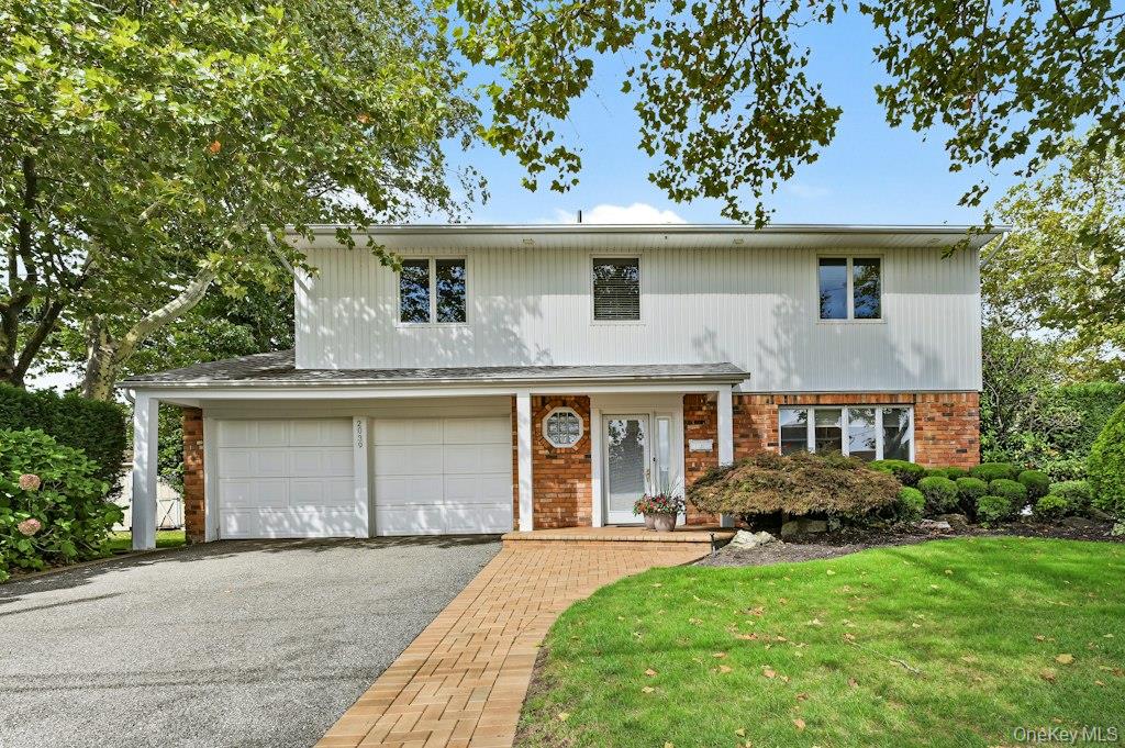 2039 Blanche Lane – For Sale