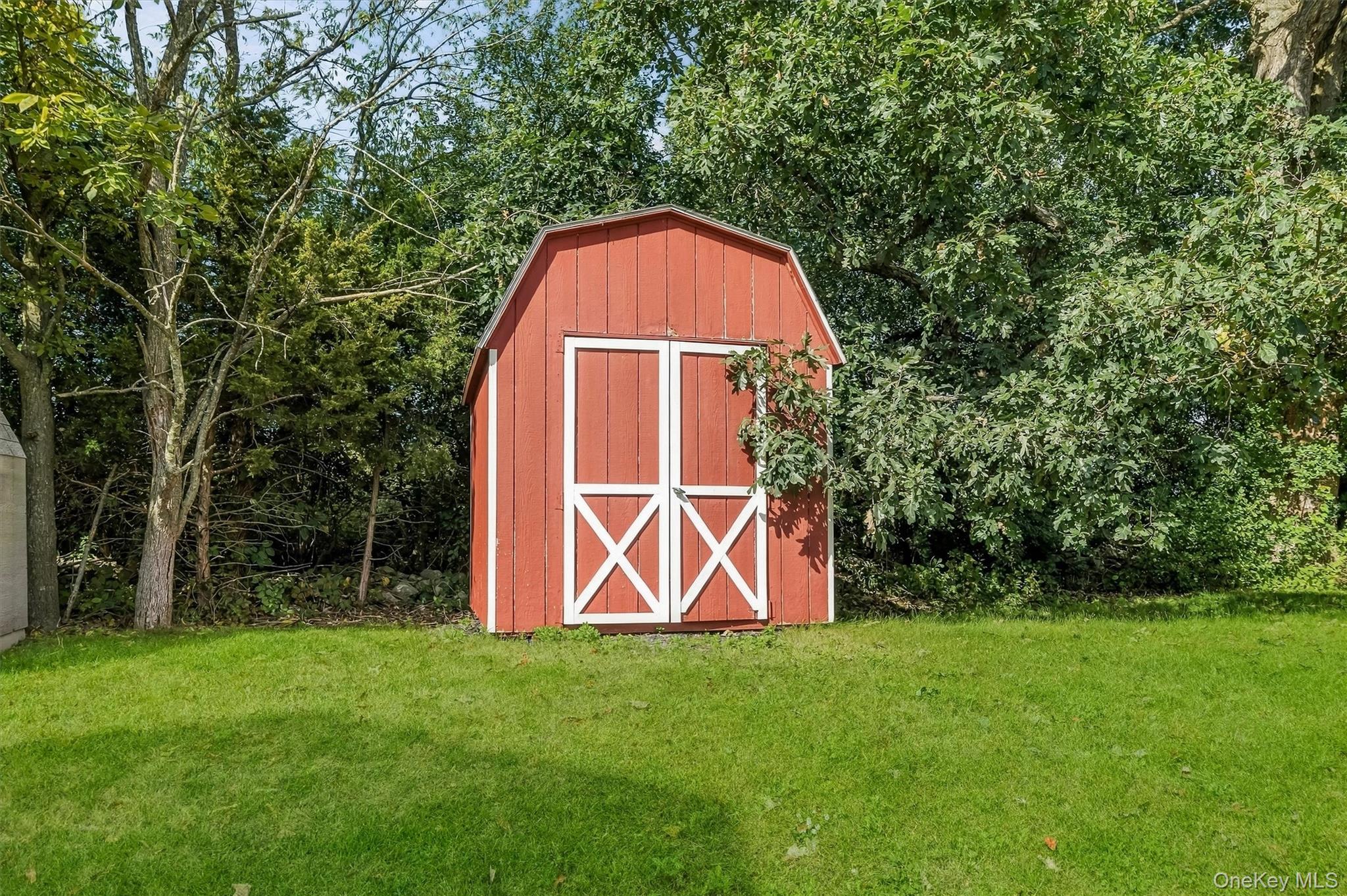 4 Lindsey Road – For Sale photo 21