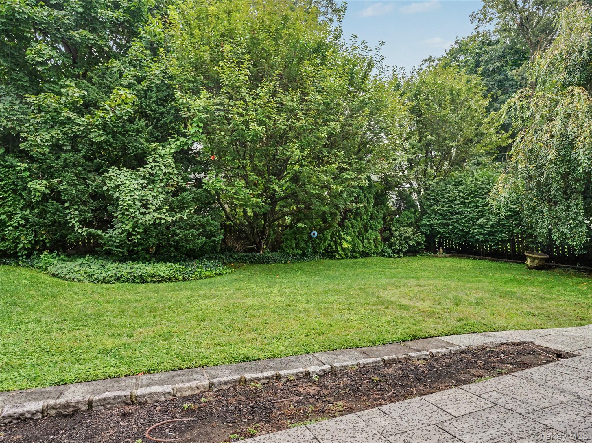 67 Heatherdell Road – For Rent photo 32