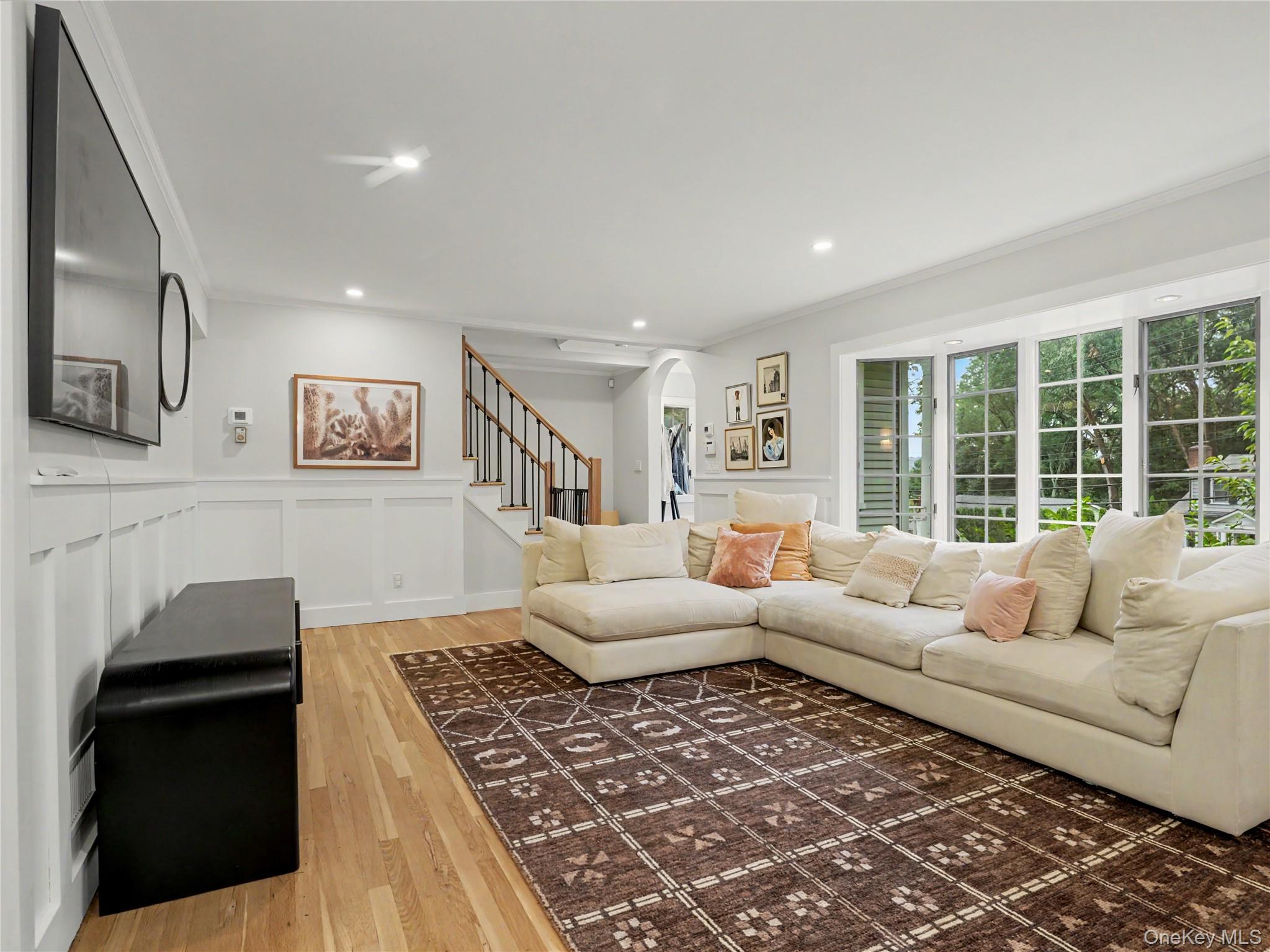 67 Heatherdell Road – For Rent photo 3