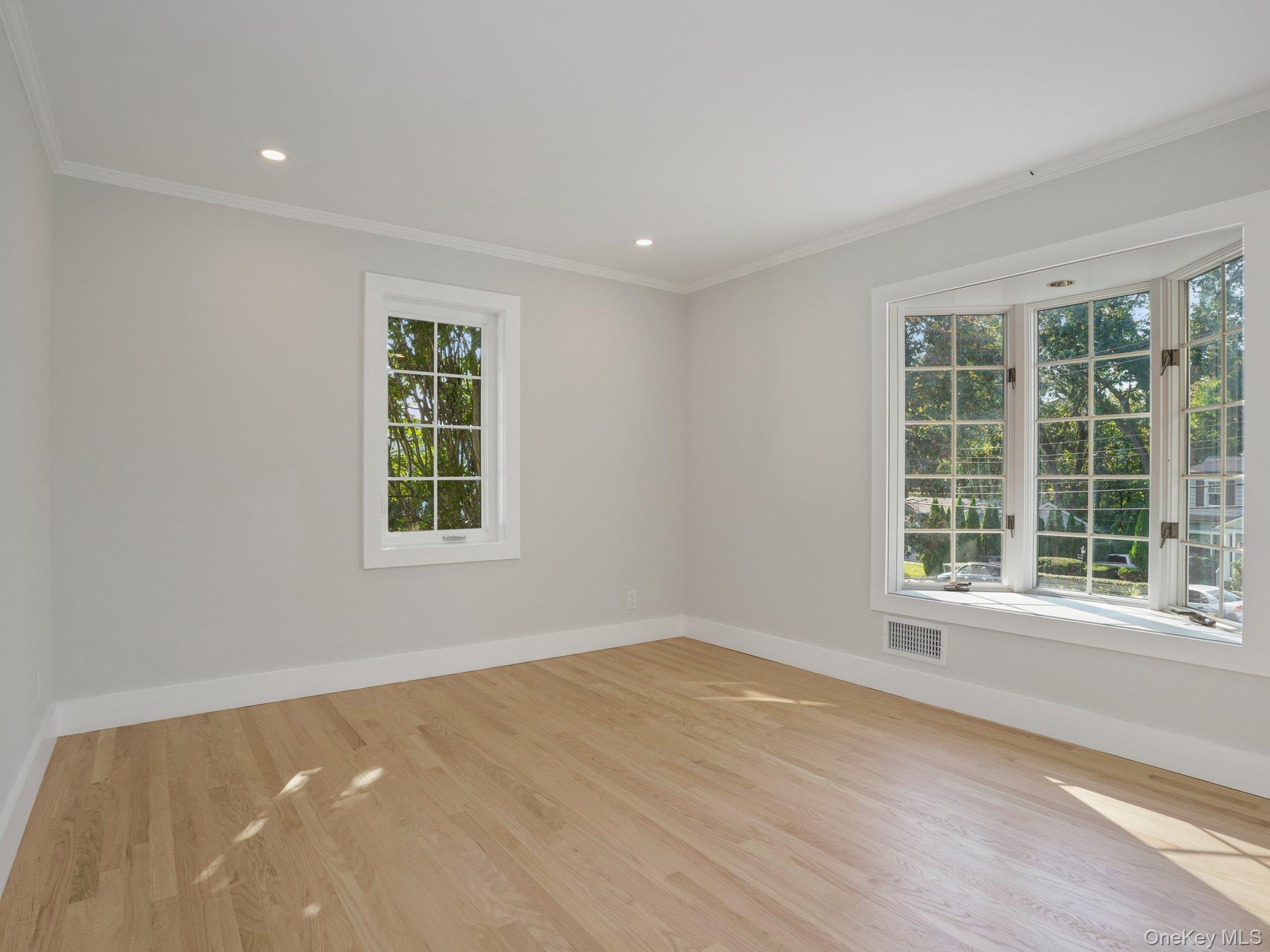 67 Heatherdell Road – For Rent photo 13
