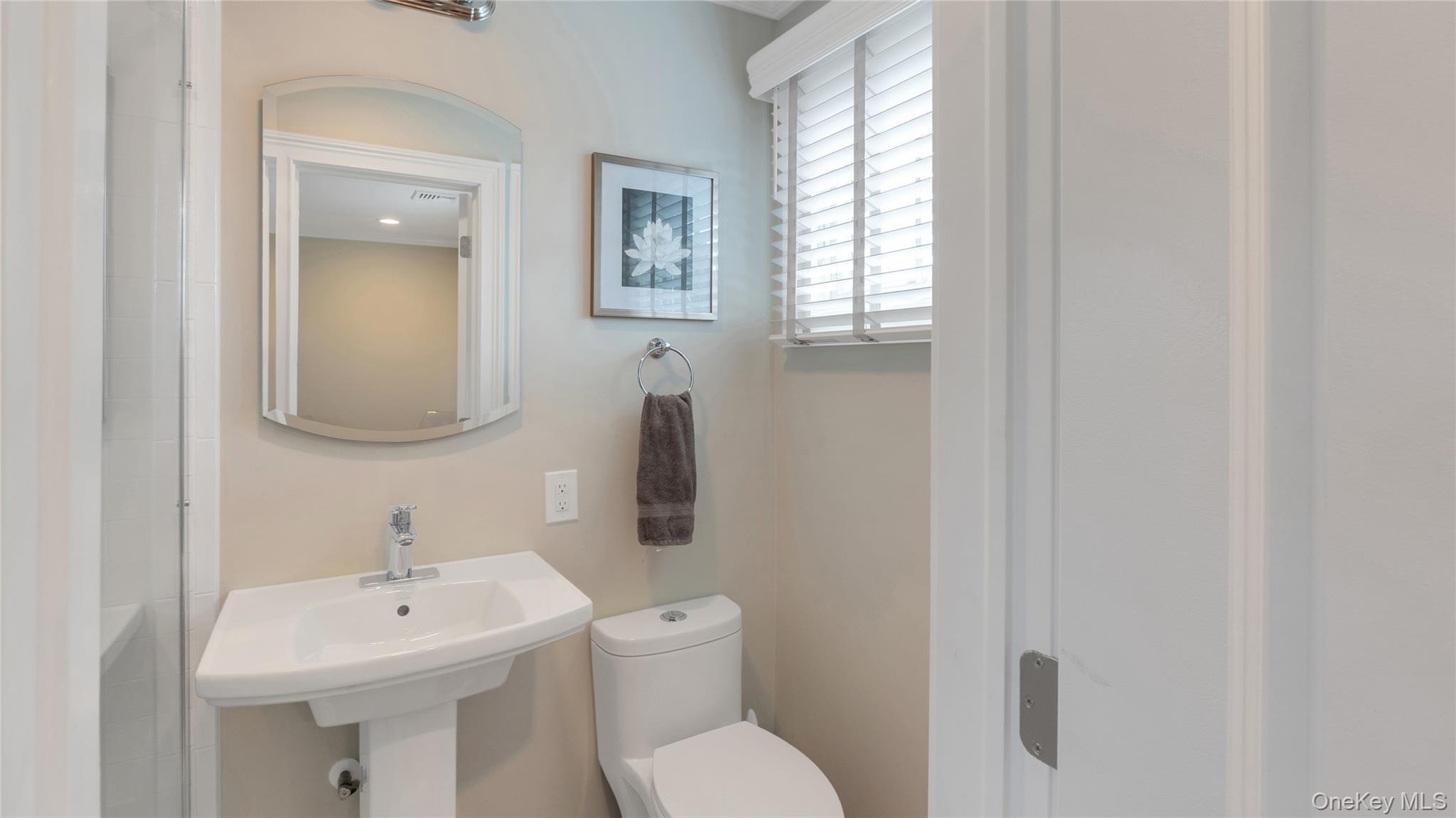 148 Wyandanch Avenue – For Sale photo 17