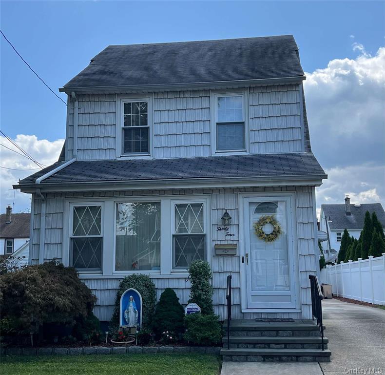 34 Harvard Street – For Rent