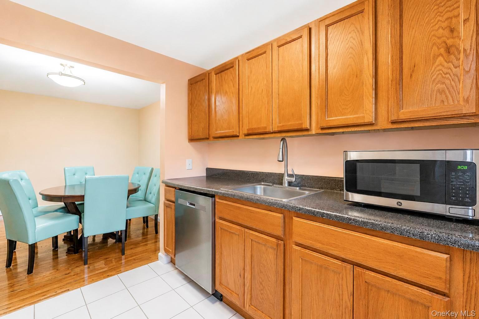 2439 Union Boulevard, Unit 3A photo 9