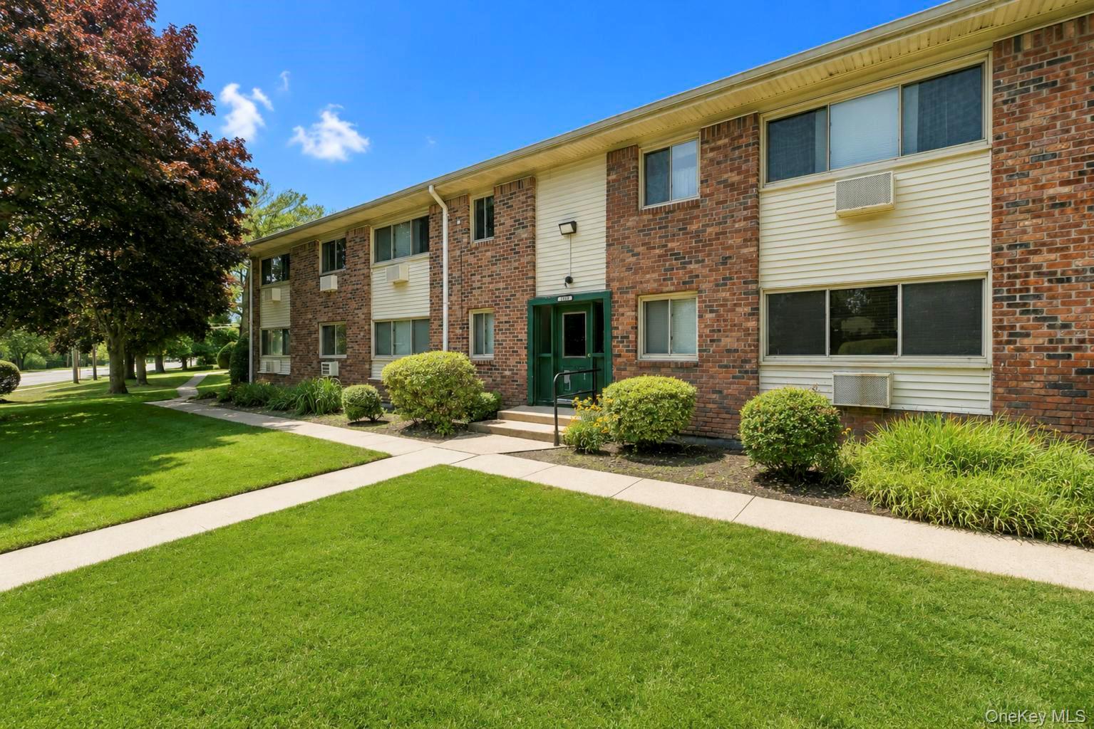 2439 Union Boulevard, Unit 3A photo 2