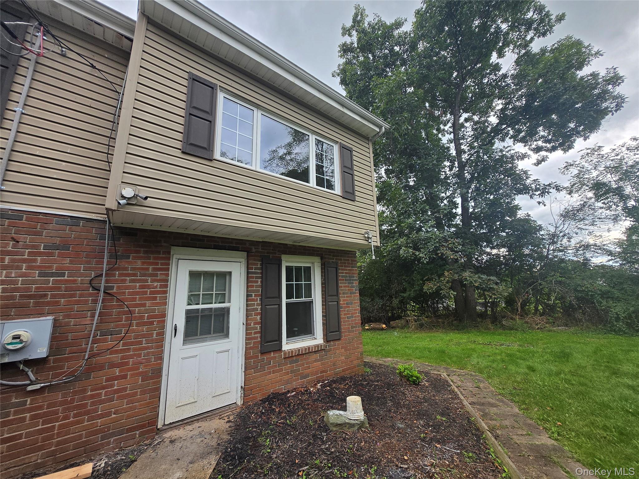 279 Reservoir Road, Unit 1