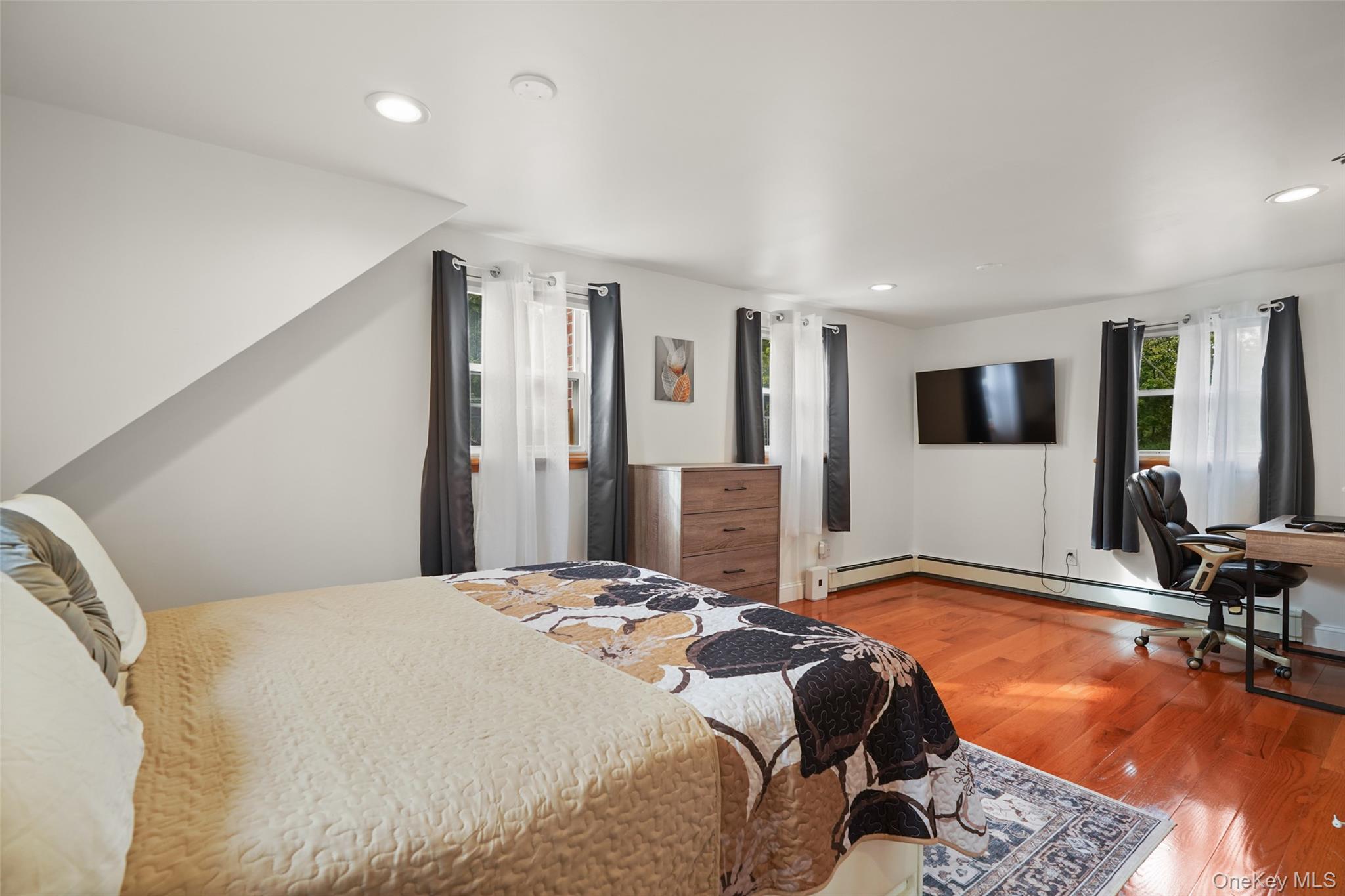 420 Alden Road – For Sale photo 21