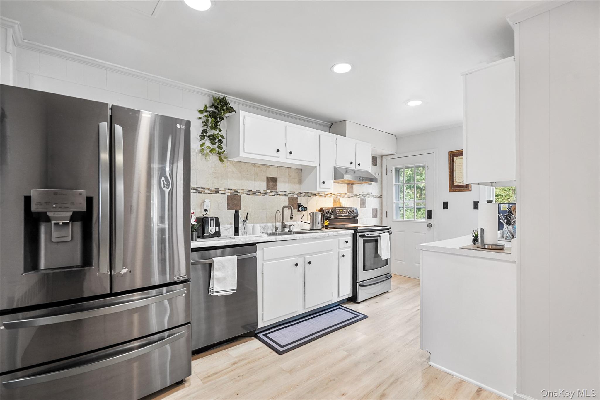 420 Alden Road – For Sale photo 11
